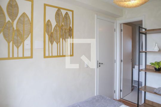Suíte de apartamento à venda com 1 quarto, 27m² em Parque Industrial Tomas Edson, São Paulo