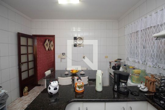 Cozinha de casa à venda com 3 quartos, 131m² em Vila Santa Terezinha (zona Norte), São Paulo