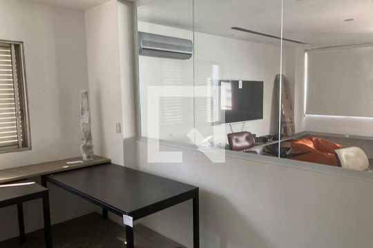 Apartamento para alugar com 3 quartos, 230m² em Itaim Bibi, São Paulo