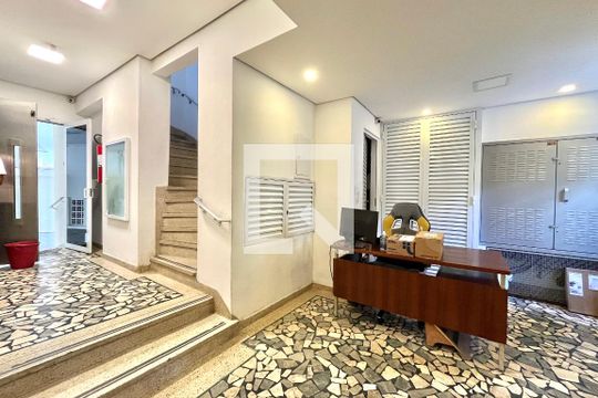Hall de entrada de apartamento para alugar com 2 quartos, 50m² em Mirandópolis, São Paulo