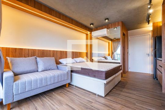 Studio de kitnet/studio para alugar com 1 quarto, 25m² em Pinheiros, São Paulo