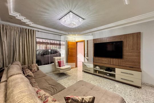 Sala de casa à venda com 4 quartos, 220m² em Jardim Oriental, Santo André