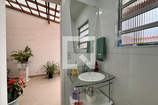 Lavabo de casa à venda com 4 quartos, 220m² em Jardim Oriental, Santo André