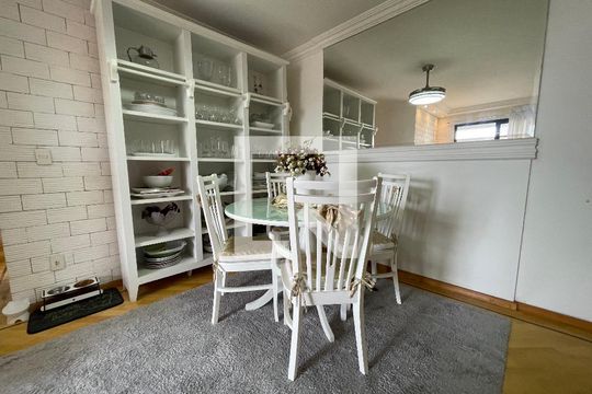 Sala de apartamento à venda com 3 quartos, 70m² em Jardim Ester, São Paulo