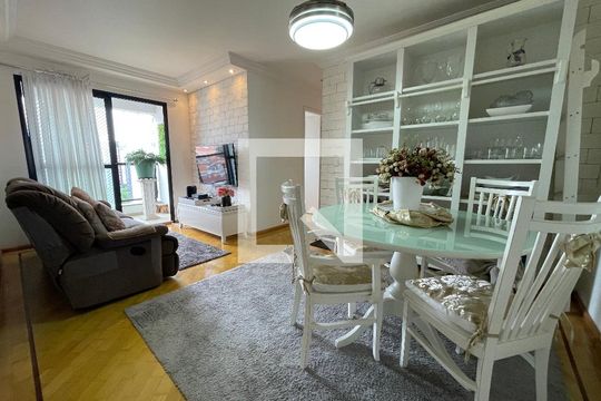 Sala de apartamento à venda com 3 quartos, 70m² em Jardim Ester, São Paulo
