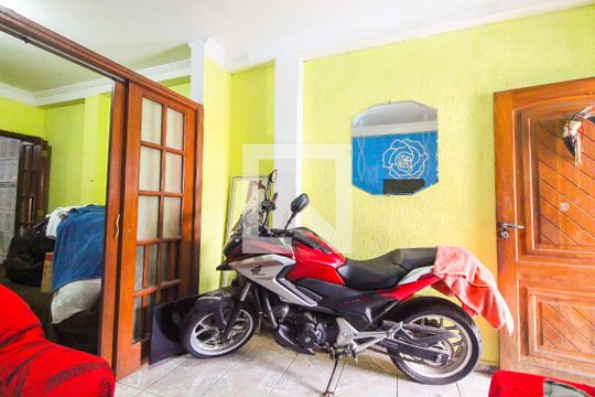 Sala 1 de casa à venda com 3 quartos, 90m² em Conjunto Residencial José Bonifácio, São Paulo