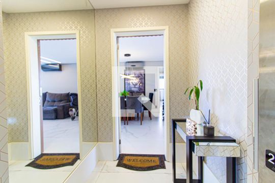 Hall Privativo de apartamento à venda com 3 quartos, 154m² em Vila Leopoldina, São Paulo