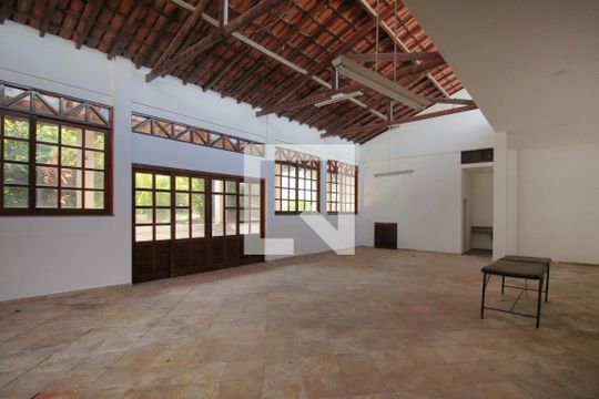 Galpão de casa à venda com 5 quartos, 800m² em Bandeirantes (pampulha), Belo Horizonte