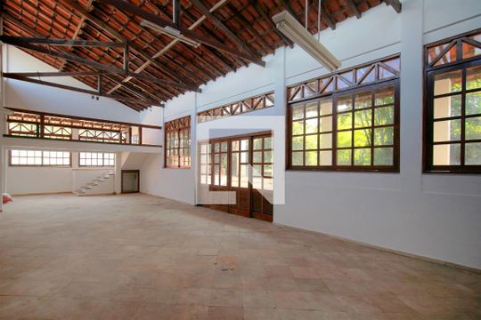 Galpão de casa à venda com 5 quartos, 800m² em Bandeirantes (pampulha), Belo Horizonte