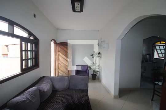 Casa à venda com 6 quartos, 210m² em Lauzane Paulista, São Paulo