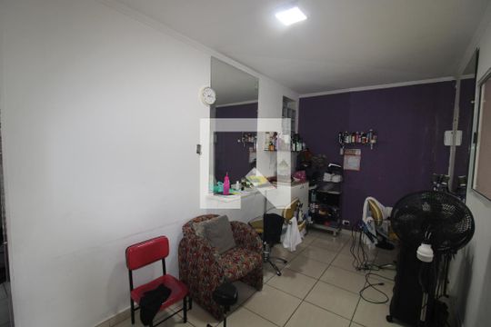 Casa 2 - Sala de casa à venda com 6 quartos, 210m² em Lauzane Paulista, São Paulo