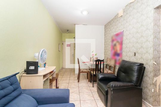 Sala de apartamento à venda com 2 quartos, 52m² em Vila Carmosina, São Paulo