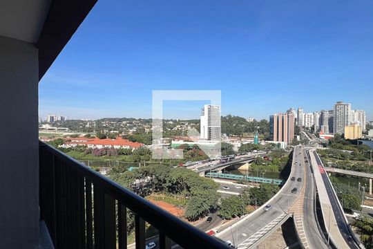 Sacada de kitnet/studio para alugar com 1 quarto, 25m² em Pinheiros, São Paulo