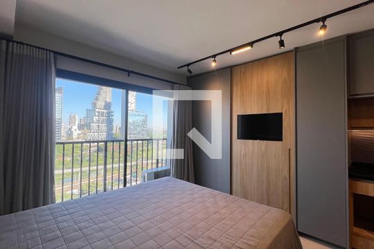 Quarto de kitnet/studio para alugar com 1 quarto, 25m² em Pinheiros, São Paulo