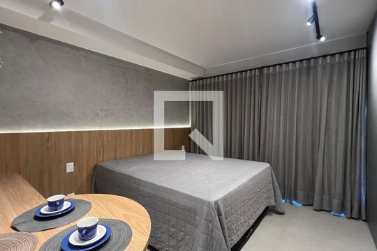 Quarto de kitnet/studio para alugar com 1 quarto, 25m² em Pinheiros, São Paulo