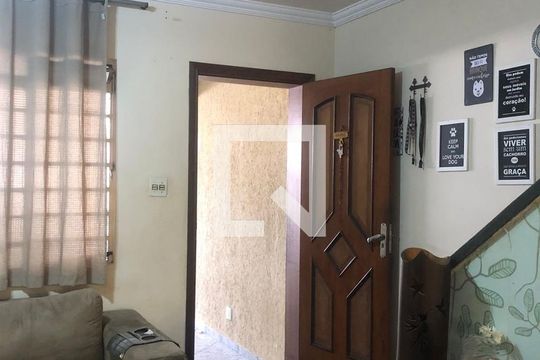 Sala de casa à venda com 2 quartos, 120m² em Vila Santo Estefano, São Paulo