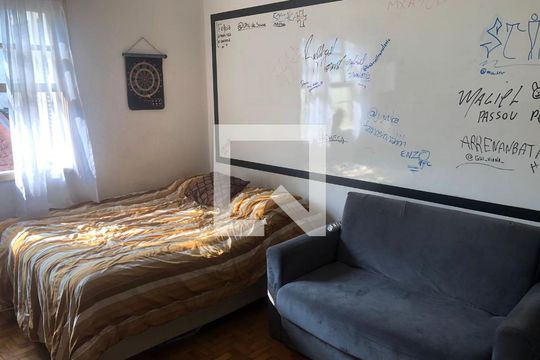 Quarto 1 de casa à venda com 2 quartos, 120m² em Vila Santo Estefano, São Paulo