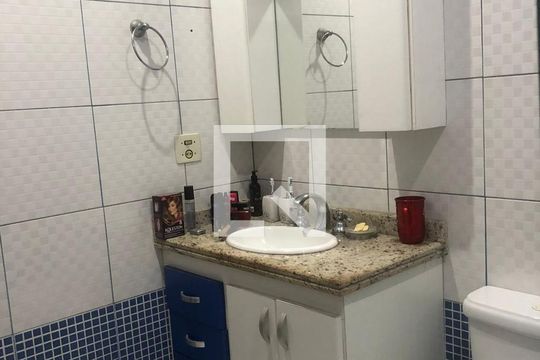 Banheiro 1 de casa à venda com 2 quartos, 120m² em Vila Santo Estefano, São Paulo