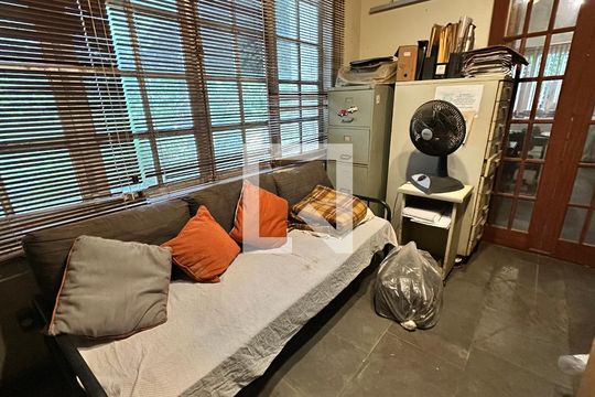 Quarto 1 de casa para alugar com 2 quartos, 1506m² em Vargem Grande, Rio de Janeiro