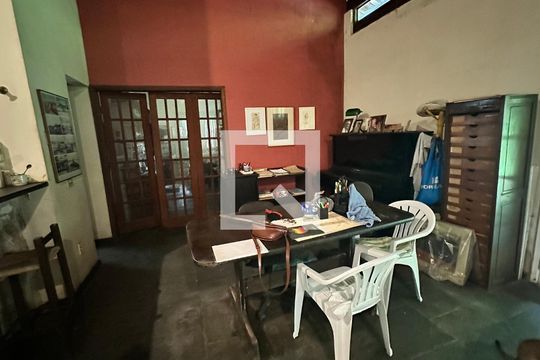 Sala de casa para alugar com 2 quartos, 1506m² em Vargem Grande, Rio de Janeiro