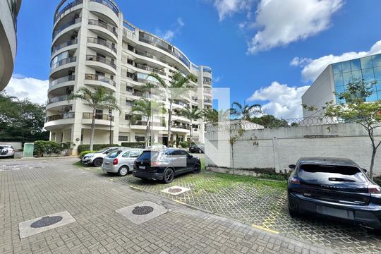 Fachada de apartamento para alugar com 3 quartos, 90m² em Recreio dos Bandeirantes, Rio de Janeiro