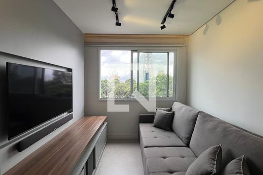 Sala de TV de apartamento à venda com 1 quarto, 47m² em Cerqueira César, São Paulo
