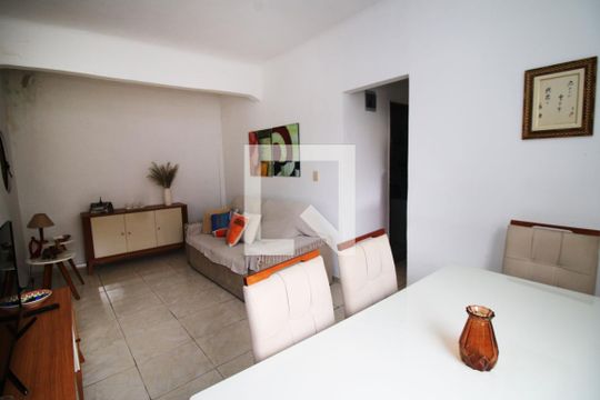 Sala de casa para alugar com 3 quartos, 100m² em Brás de Pina, Rio de Janeiro