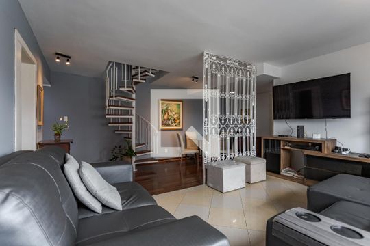 Sala de apartamento à venda com 3 quartos, 240m² em Petrópolis, Porto Alegre