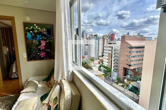Sala  de apartamento à venda com 2 quartos, 80m² em Santa Efigênia, Belo Horizonte