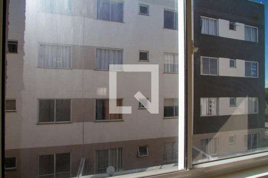 Vista do Quarto 2 de apartamento para alugar com 2 quartos, 40m² em Vila Graziela, Curitiba