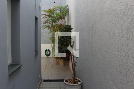 Corredor de casa à venda com 3 quartos, 320m² em Jardim Franca, São Paulo
