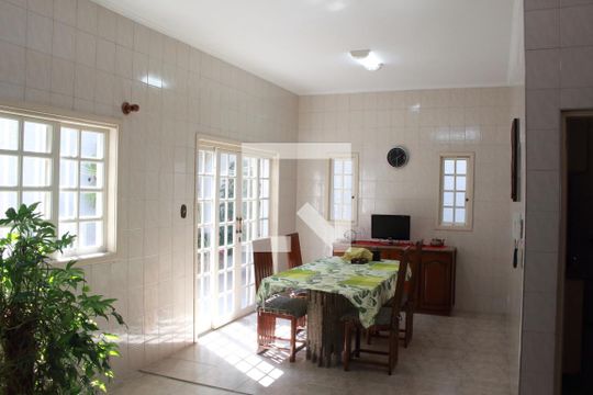 Cozinha de casa à venda com 3 quartos, 320m² em Jardim Franca, São Paulo