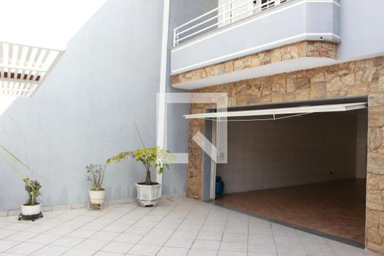 Garagem de casa à venda com 3 quartos, 320m² em Jardim Franca, São Paulo