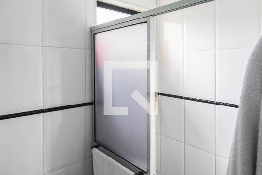 Banheiro da Suíte de casa para alugar com 2 quartos, 150m² em Prata, Nova Iguaçu
