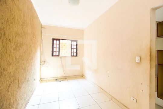 Quarto 2 de casa à venda com 2 quartos, 80m² em Conjunto Residencial José Bonifácio, São Paulo