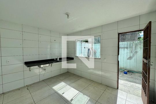 Cozinha de casa de condomínio à venda com 3 quartos, 200m² em Vargem Grande, Rio de Janeiro