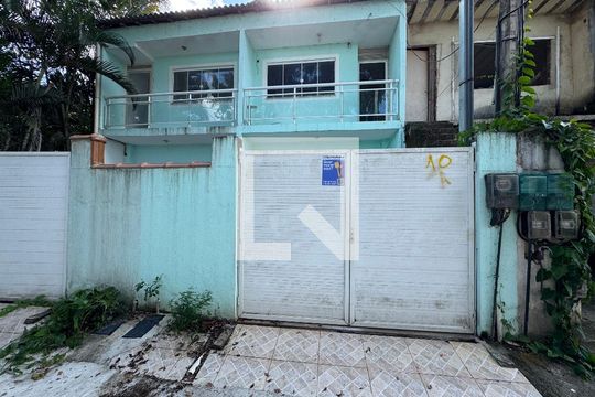 Fachada de casa de condomínio à venda com 3 quartos, 200m² em Vargem Grande, Rio de Janeiro