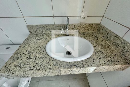 Banheiro Social 1 de casa de condomínio à venda com 3 quartos, 200m² em Vargem Grande, Rio de Janeiro