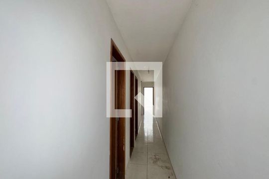 Corredor de casa de condomínio à venda com 3 quartos, 200m² em Vargem Grande, Rio de Janeiro