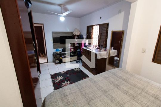 Quarto de casa à venda com 2 quartos, 147m² em Jardim Santana, Campinas