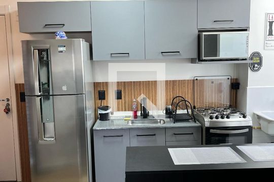 Cozinha de apartamento à venda com 2 quartos, 38m² em Barra Funda, São Paulo