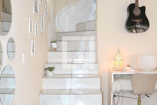Sala de estar de casa à venda com 3 quartos, 175m² em Jardim Maraba(zona Sul), São Paulo