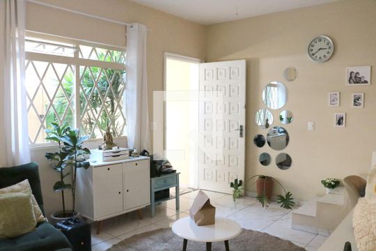 Sala de estar de casa à venda com 3 quartos, 175m² em Jardim Maraba(zona Sul), São Paulo