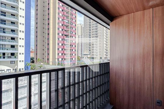 Varanda de kitnet/studio para alugar com 1 quarto, 25m² em Vila Regente Feijó, São Paulo