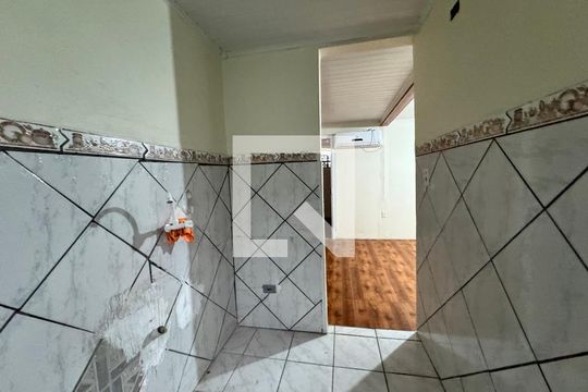 Cozinha de apartamento à venda com 2 quartos, 75m² em Feitoria, São Leopoldo