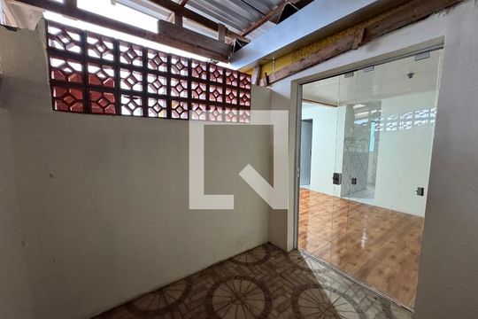 Quarto de Serviço de apartamento à venda com 2 quartos, 75m² em Feitoria, São Leopoldo
