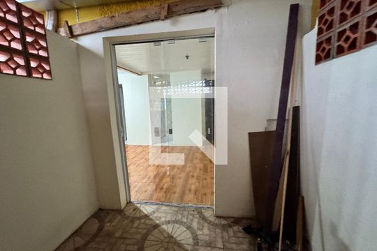 Quarto de Serviço de apartamento à venda com 2 quartos, 75m² em Feitoria, São Leopoldo