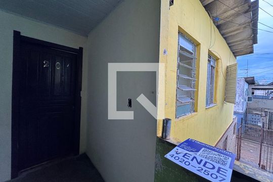 Entrada de apartamento à venda com 2 quartos, 75m² em Feitoria, São Leopoldo