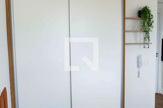 Quarto 1 de apartamento para alugar com 1 quarto, 37m² em Bonfim, Osasco