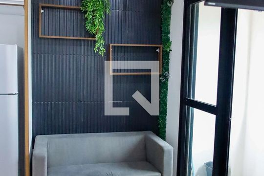 Sala de apartamento para alugar com 1 quarto, 37m² em Bonfim, Osasco